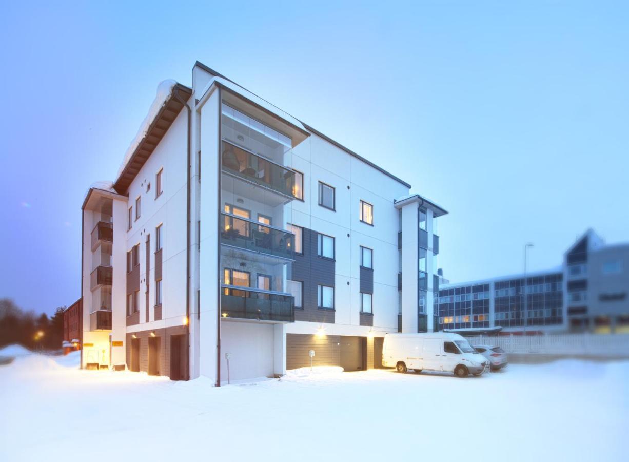 First Aparthotel Dasher โรวานิเอมิ ภายนอก รูปภาพ